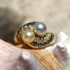 Bague Océane ✦ perles de culture irisées, diamants et saphirs