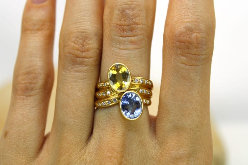 Bague Céleste ✦ or jaune, saphirs bleu & jaune et diamants