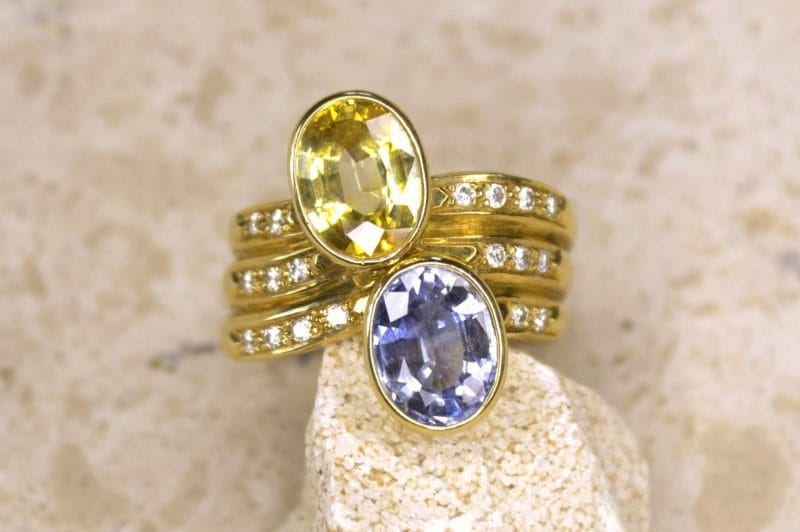 Bague Céleste ✦ or jaune, saphirs bleu & jaune et diamants