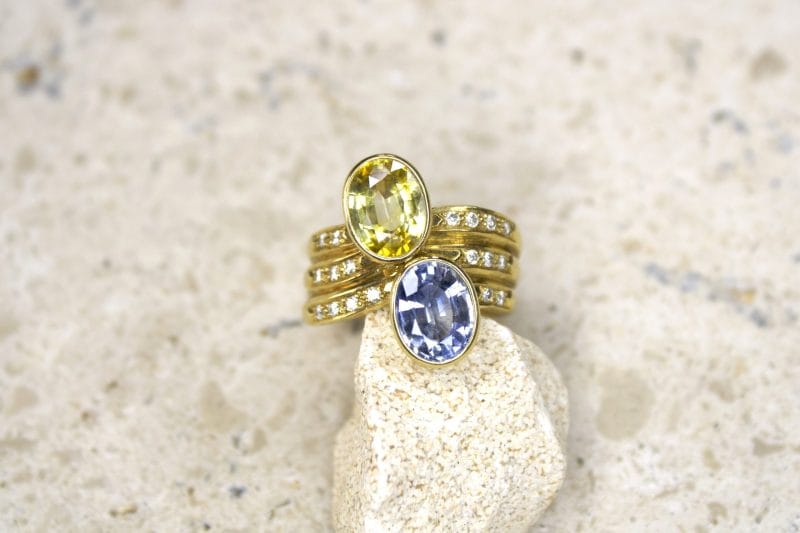 Bague Céleste ✦ or jaune, saphirs bleu & jaune et diamants