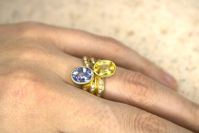 Bague Céleste ✦ or jaune, saphirs bleu & jaune et diamants
